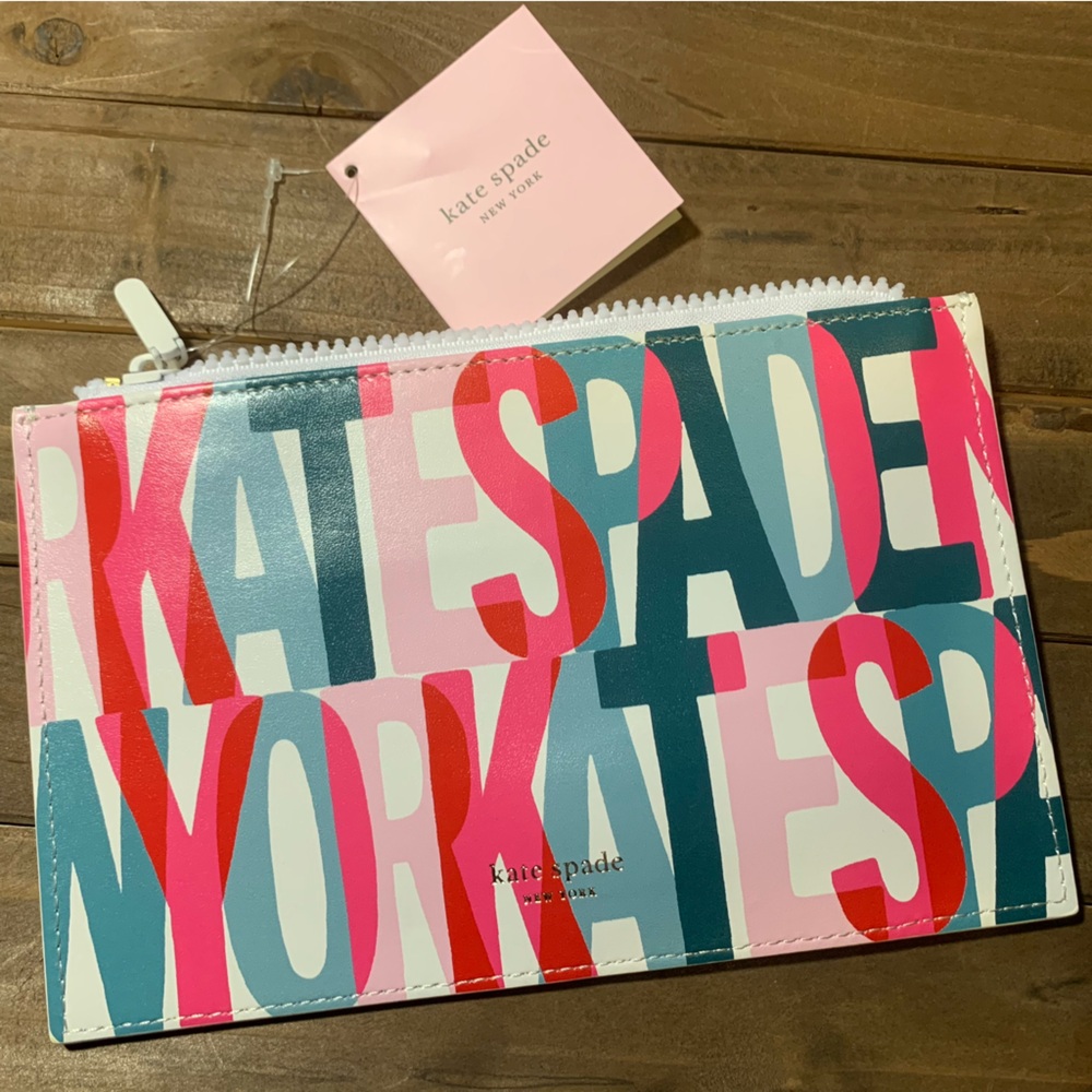 Kate Spade ♠️ Layered Logo Pencil Pouch NWT 2 Pencils, Sharpener, Eraser, Ruler - Picture 5 of 12
